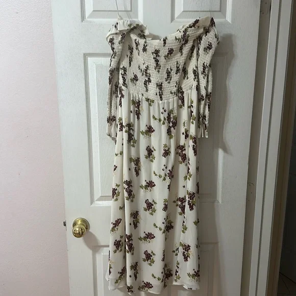 Reformation Kellie Grapes on the Vine Long Sleeve Maxi